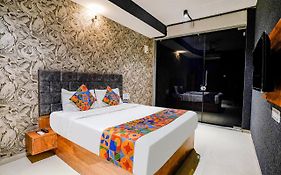 Fabhotel The Life, Surat Airport